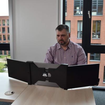 Adalbert, car dealer, “Definitely more efficient work”