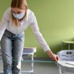 María, profesora de primaria, «Tomar la temperatura se ha convertido en algo divertido»