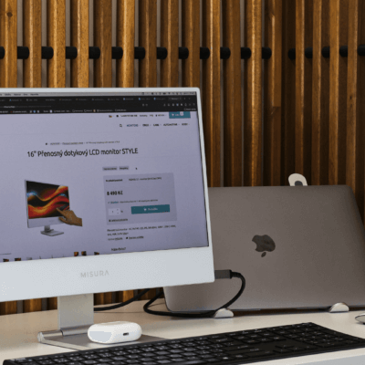 Stylish MISURA portable monitor